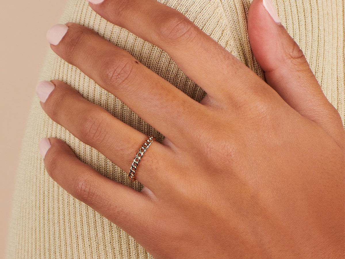 Curb Chain Ring  Simple & Dainty