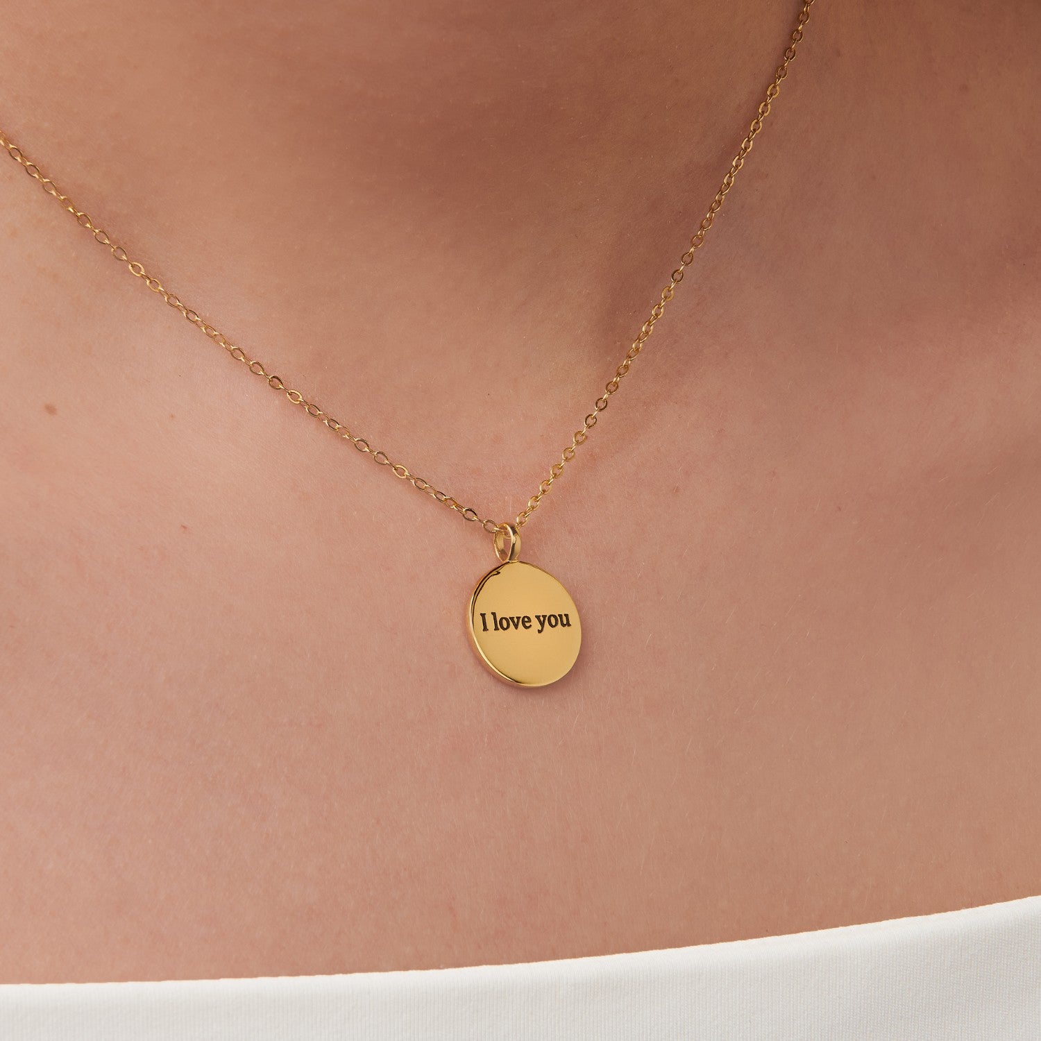 Disc Engravable Pendant Necklace